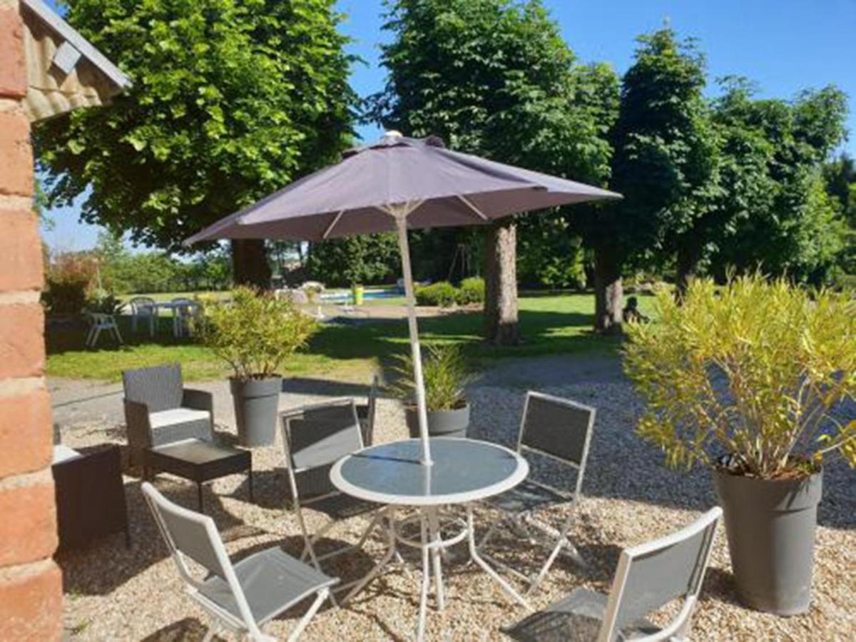 فيلا Domaine De La Caure Bussiere-Dunoise المظهر الخارجي الصورة